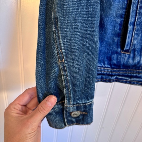 Old Navy Denim Jacket with Cream Sherpa Collar/ Interior 100% Cotton Size XS - Picture 4 of 13